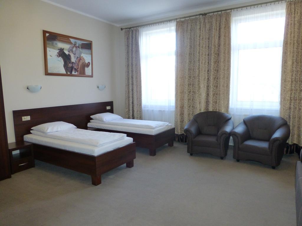 Hotel Cesarski - Kaiserhof Giżycko Esterno foto
