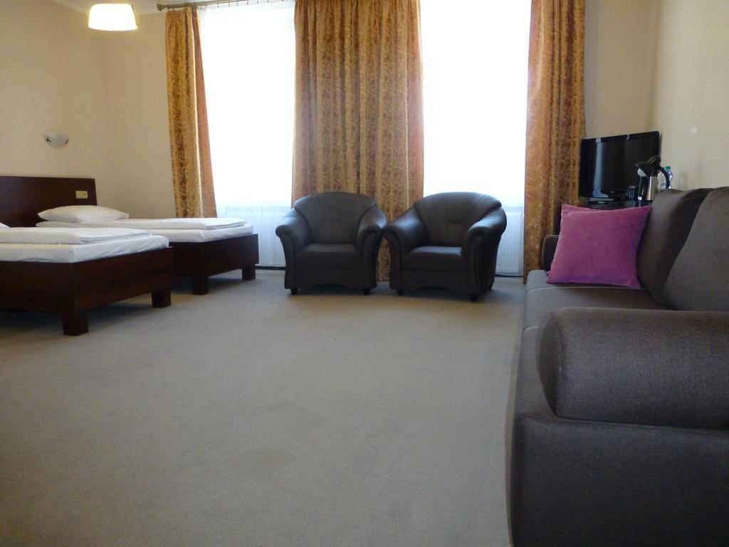 Hotel Cesarski - Kaiserhof Giżycko Esterno foto