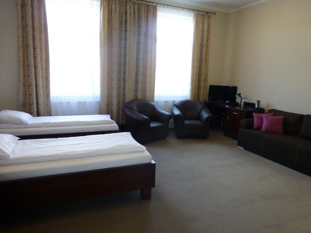 Hotel Cesarski - Kaiserhof Giżycko Esterno foto