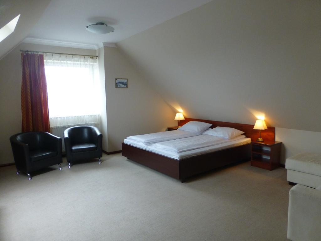 Hotel Cesarski - Kaiserhof Giżycko Esterno foto