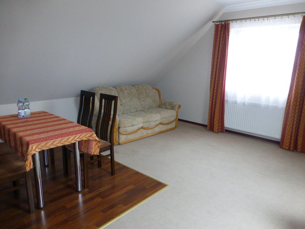 Hotel Cesarski - Kaiserhof Giżycko Esterno foto