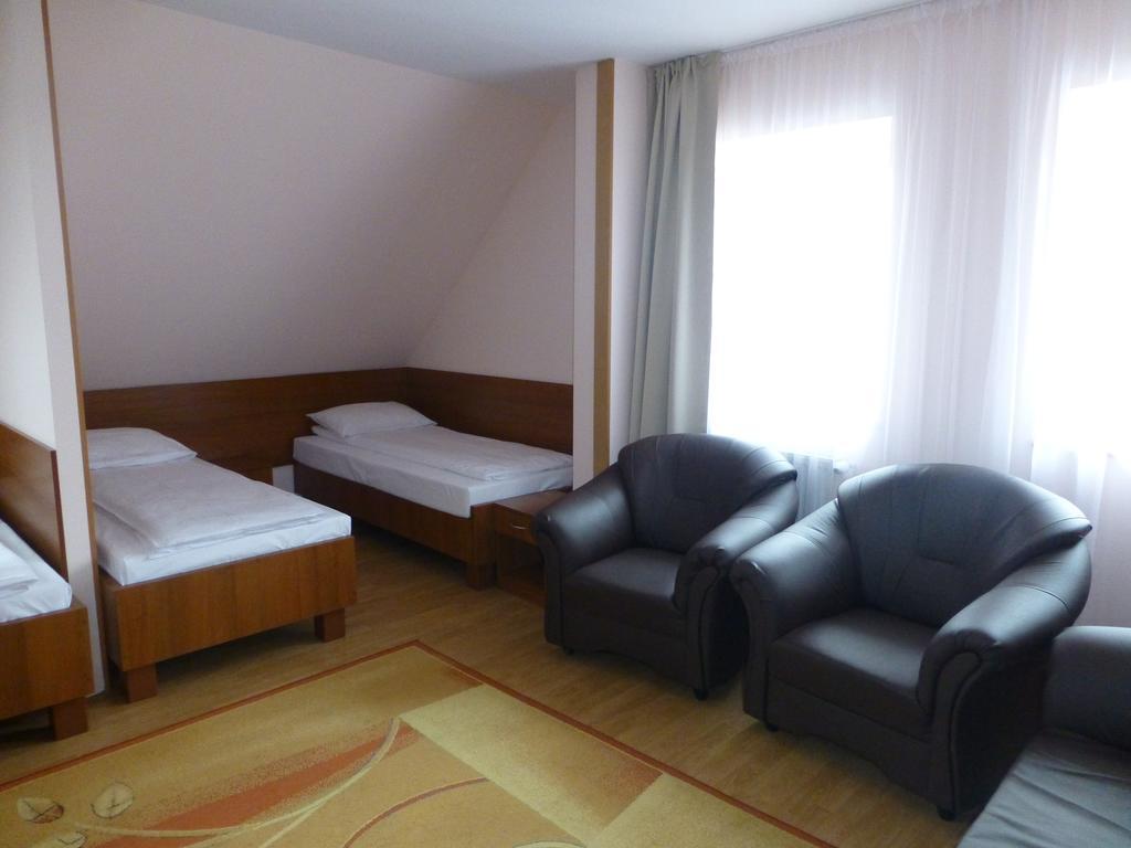 Hotel Cesarski - Kaiserhof Giżycko Esterno foto
