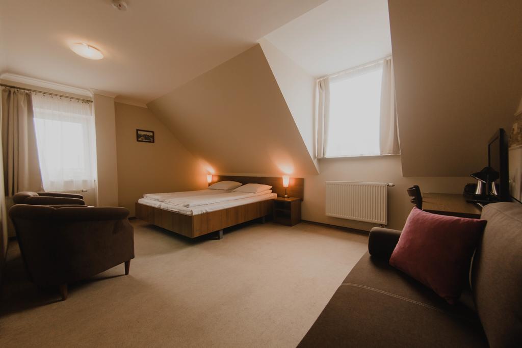 Hotel Cesarski - Kaiserhof Giżycko Esterno foto