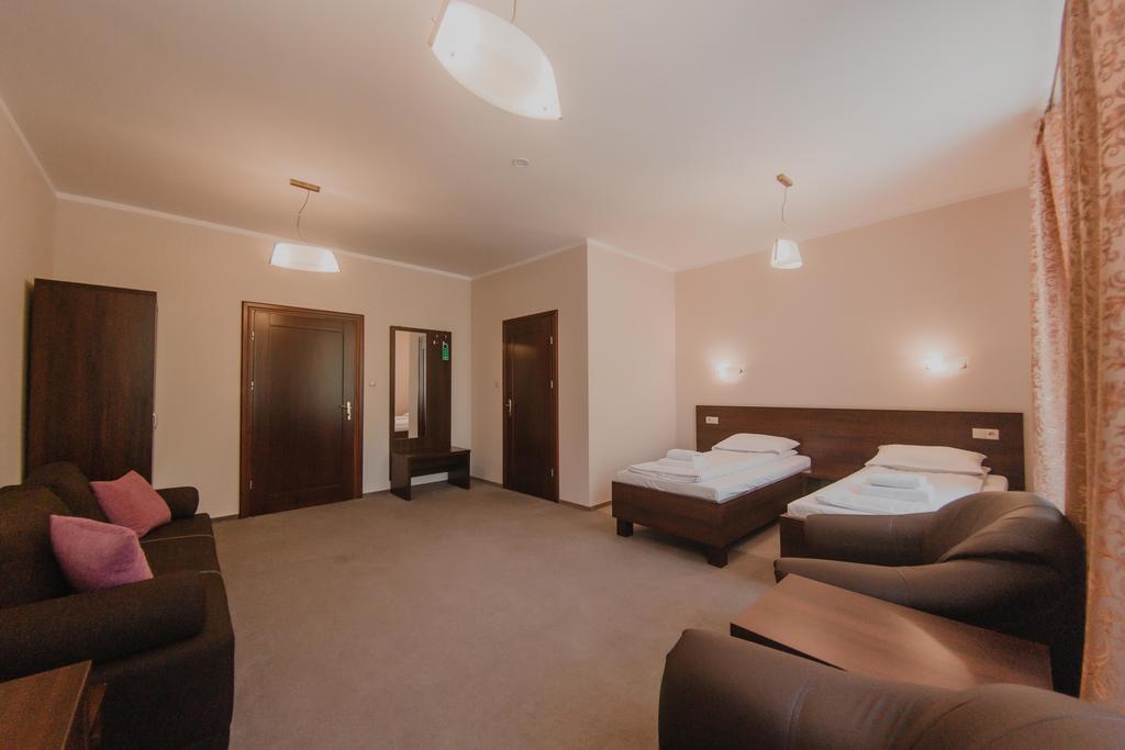 Hotel Cesarski - Kaiserhof Giżycko Esterno foto