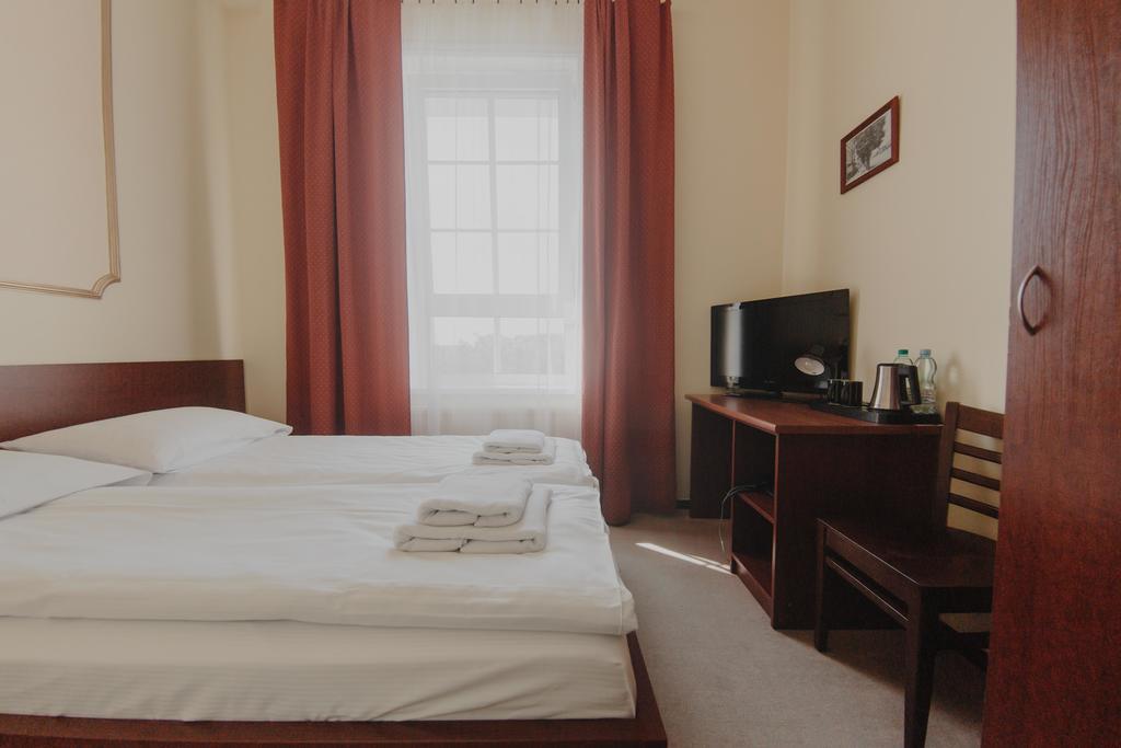 Hotel Cesarski - Kaiserhof Giżycko Esterno foto